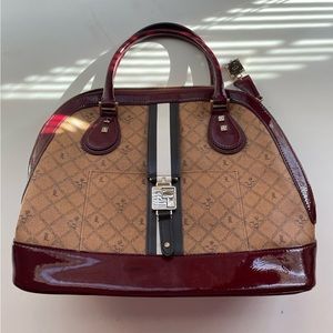 Gorgeous LAMB bag !! Super good quality!